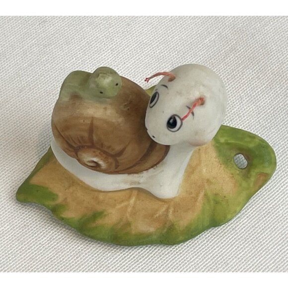 Vintage Ceramic Snail & Baby Figurine On Leaf Hand-Painted Cute Collectible Homc - Picture 5 of 8